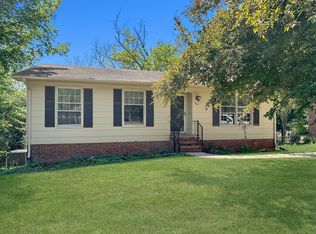 921 Essex Dr, Graham, NC 27253