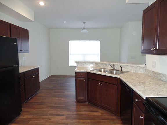 3rd image of 460 Redwood Ln #777RED