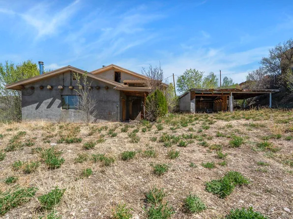 137 County Road 83, Cordova, NM 87523