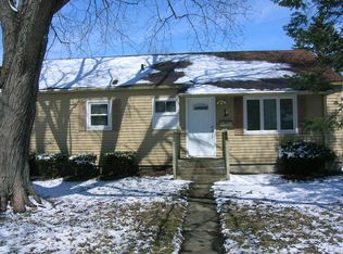 316 Cedar St, Crown Point, IN 46307
