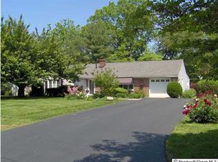 296 Rutledge Dr, Red Bank, NJ 07701