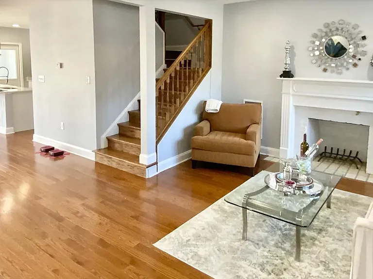 1318 Ingraham St NW — Photo 4