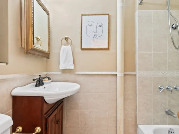 62 East 87th Street 1B image 6 of 6