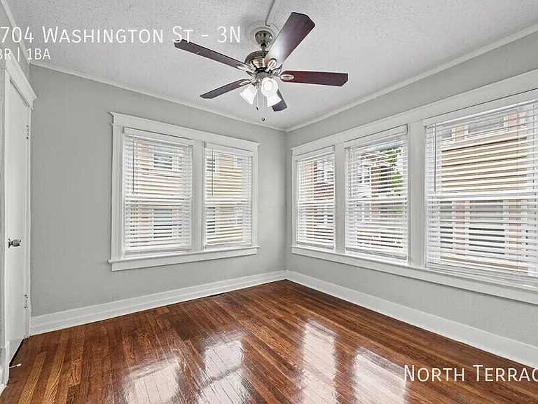 3704 Washington St #3N — Photo 11