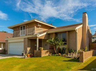 8352 El Pescador Ln, La Palma, CA 90623