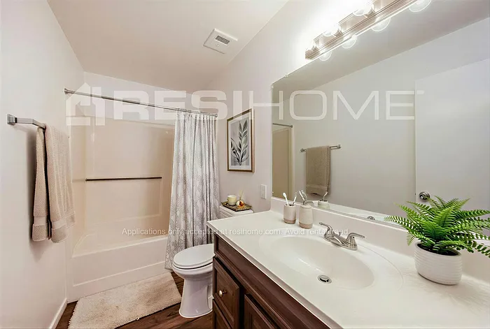 4613 W Butler Dr — Photo 12