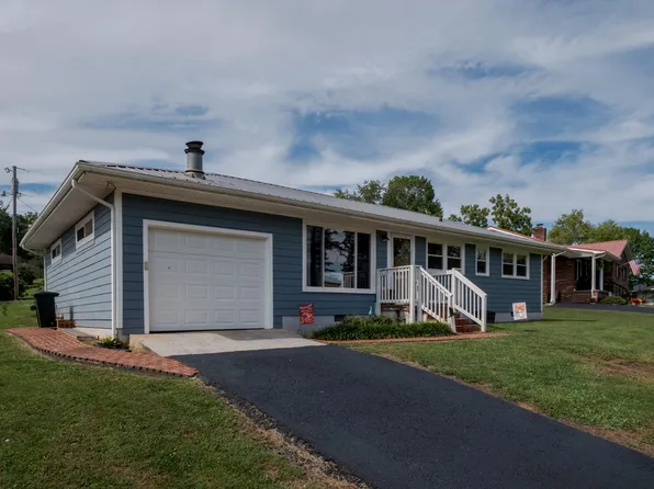 3313 Sunset Dr, Saint Paul, VA 24283