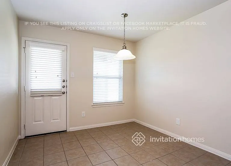 1015 Doubletree Glen Dr — Photo 10