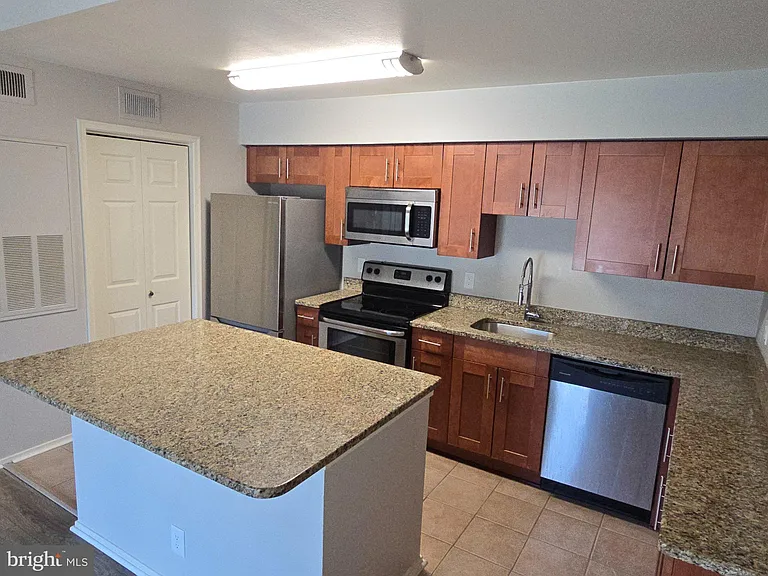 3306 Wyndham Cir #328 — Photo 5