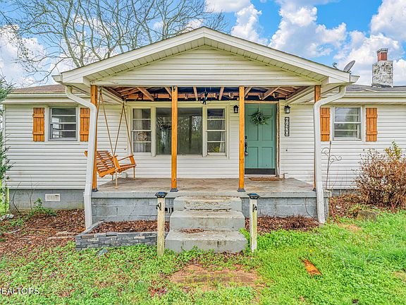 3rd image of 6430 Simpson Rd