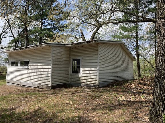3rd image of Oquwaka Cabin 1889