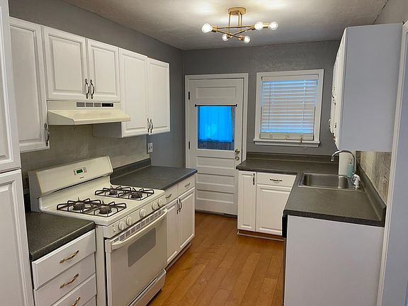 2nd image of 2817 NW 47th St