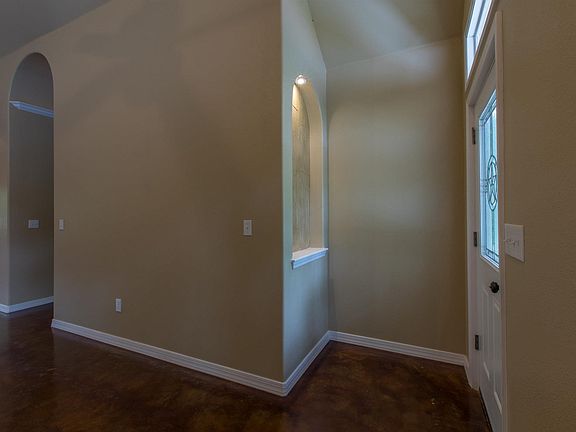 5th image of 120 Dogwood Dr