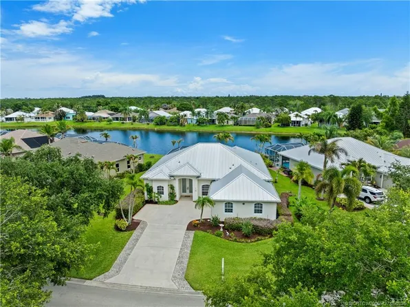 2631 NW Windemere Dr, Jensen Beach, FL 34957