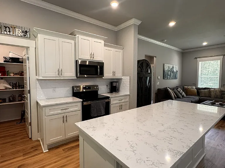12 Hobkirk Dr — Photo 6