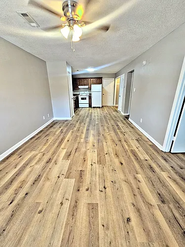 Floor plan 302-D