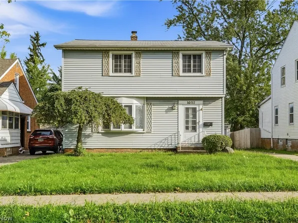 10717 Penfield Ave, Garfield Heights, OH 44125