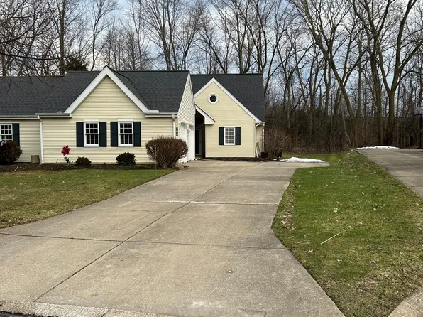 205 Stratford Rd, Hudson, OH 44236