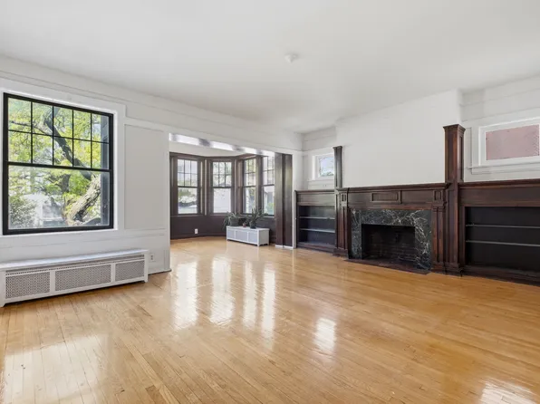 3935 N Pine Grove Ave APT 1N, Chicago, IL 60613