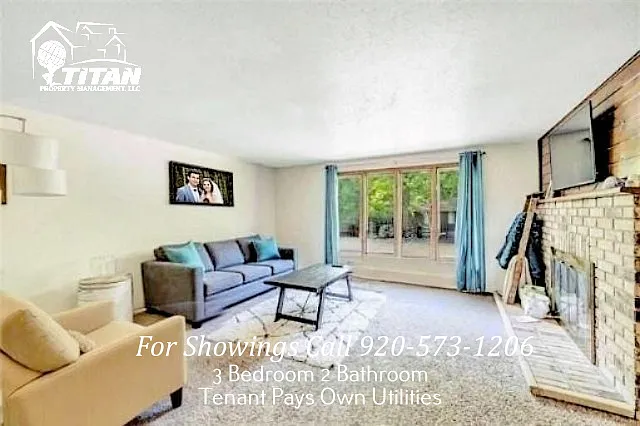 2556 Woodridge Lane - 1 — Photo 3