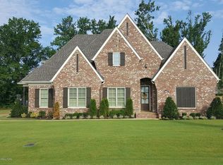 4445 Woodgate Ln, Olive Branch, MS 38654