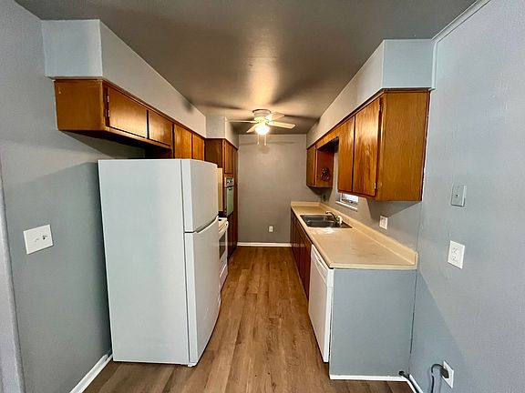 5th image of 6506 Julia Dr