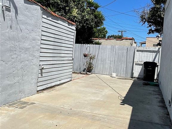 4th image of 1457 W 89th St