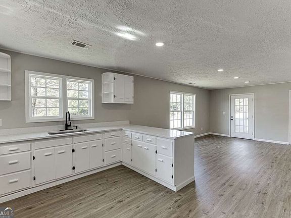 3rd image of 5554 Yonah Homer Rd