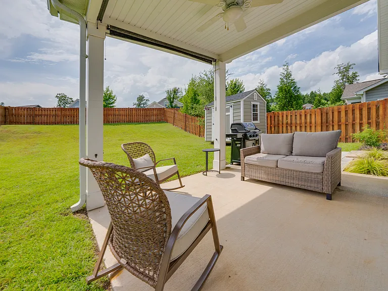 351 Amalfi Dr — Photo 12