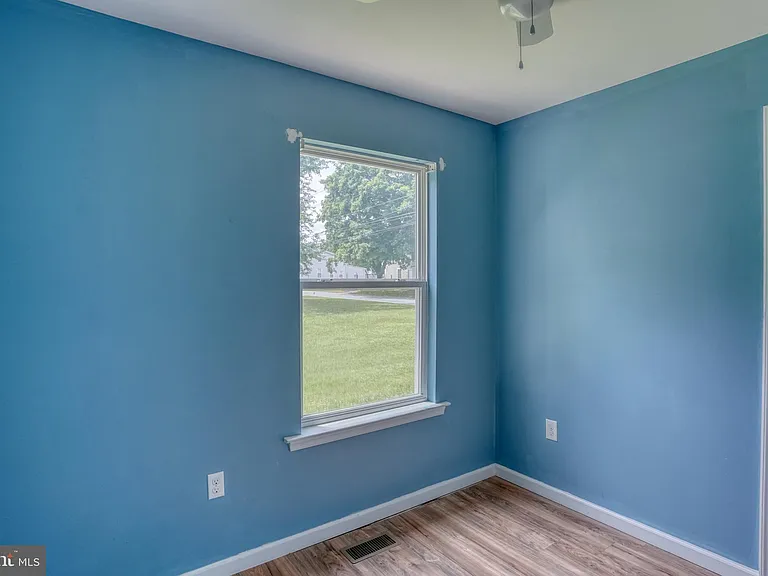203 Hamilton St — Photo 11