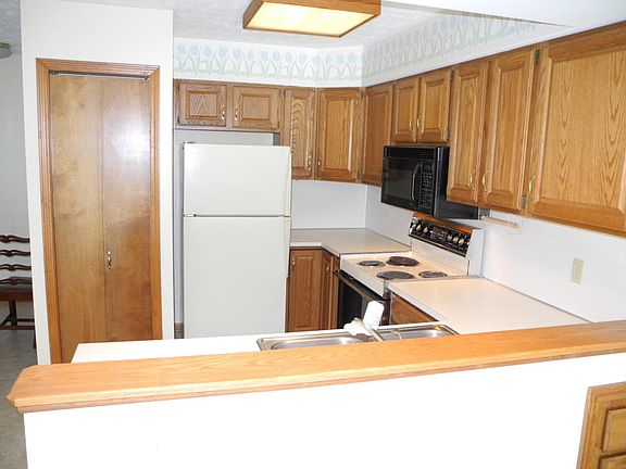 5th image of 4914 Weston Ave