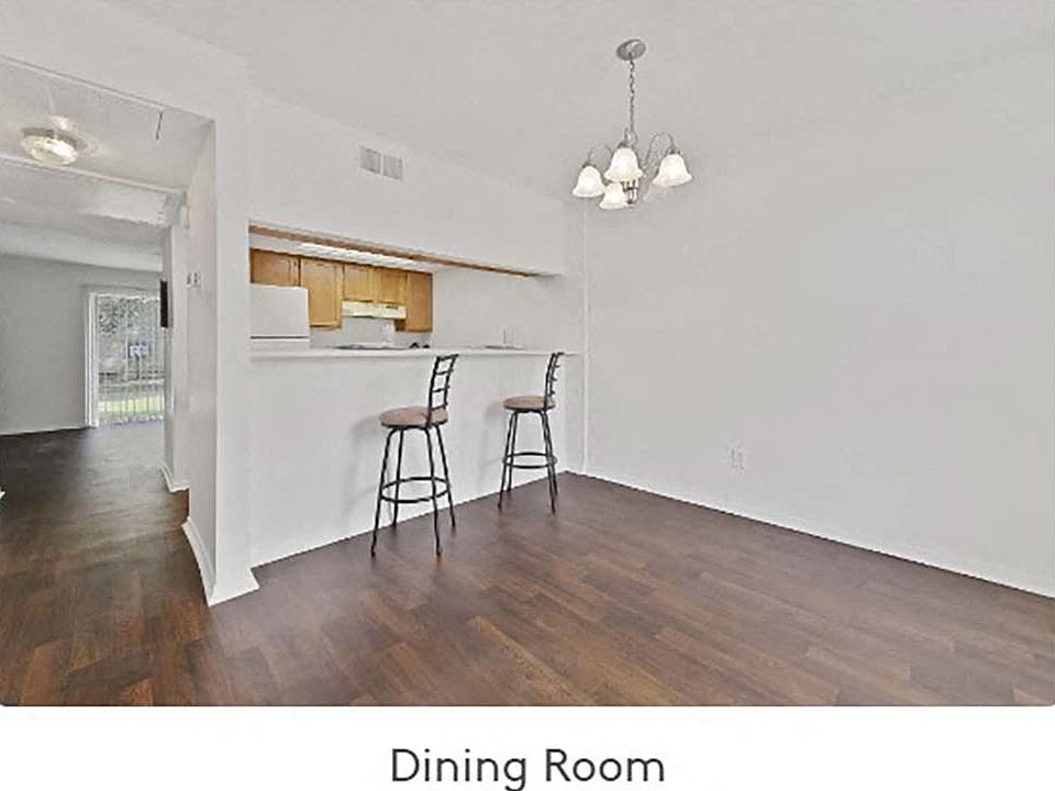 2nd image of 3230 Cumberland Rd #115
