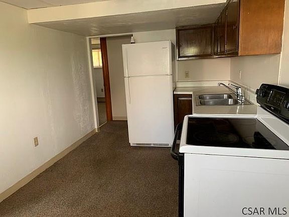4th image of R2617 Bedford St #7