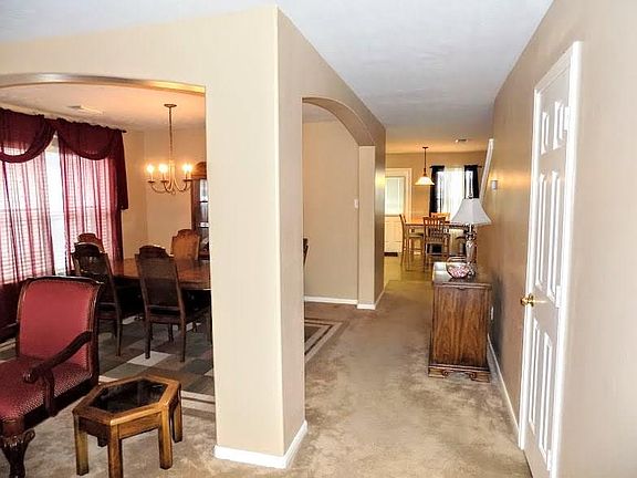 2nd image of 13942 Littleborne Birdwell Ln
