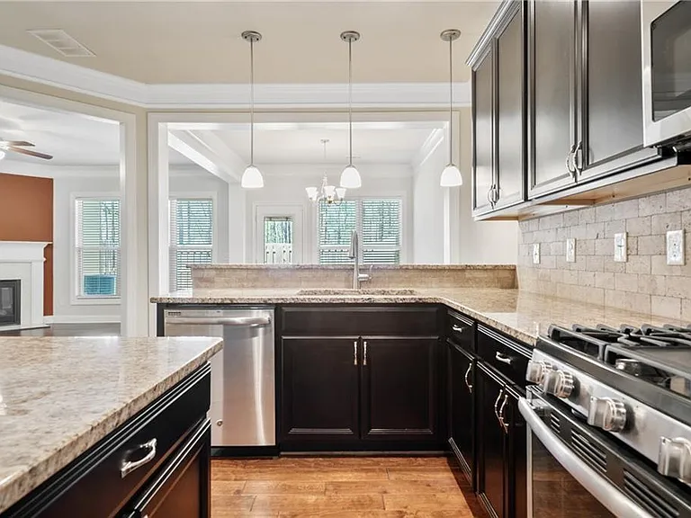 3165 Cross Creek Dr — Photo 16