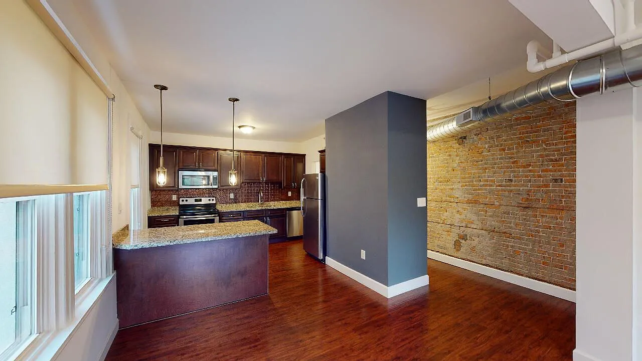 The Fenton Apartments — Photo 3