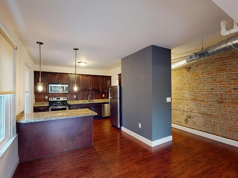 The Fenton Apartments — Photo 3