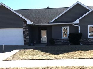 302 Coneflower Ct, Monroe, IA 50170