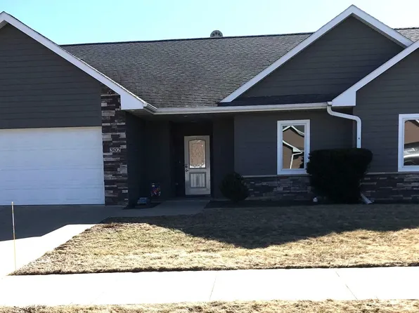 302 Coneflower Ct, Monroe, IA 50170