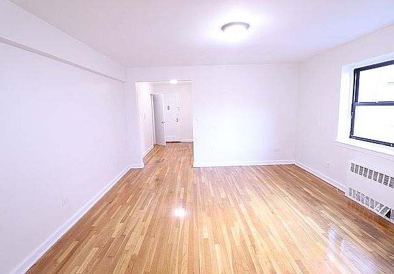 2nd image of 9960 64th Ave APT 5P