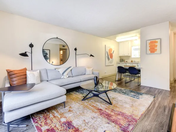Renaissance Park Apartments
