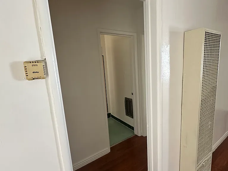 12835 Burbank Blvd #3 — Photo 13