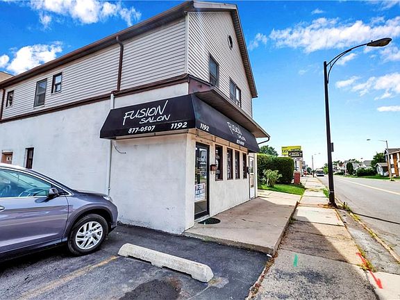 3rd image of 1192 Kenmore Ave