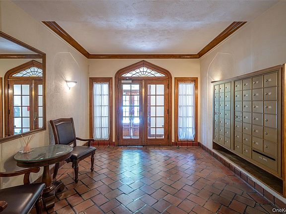 2nd image of 100 Parkway Road #4D