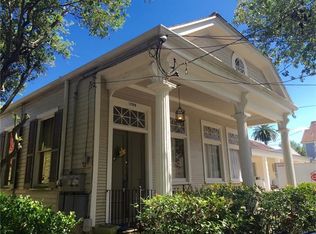 1727 Robert St, New Orleans, LA 70115