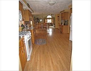 3rd image of 147 Old Ferry Dr
