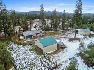 26917 N Yale Rd, Chattaroy, WA 99003