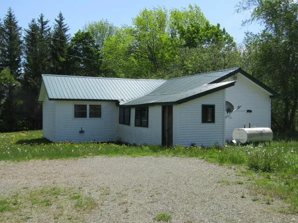 756 Silver Ridge Road, Silver Ridge Twp, ME 04776