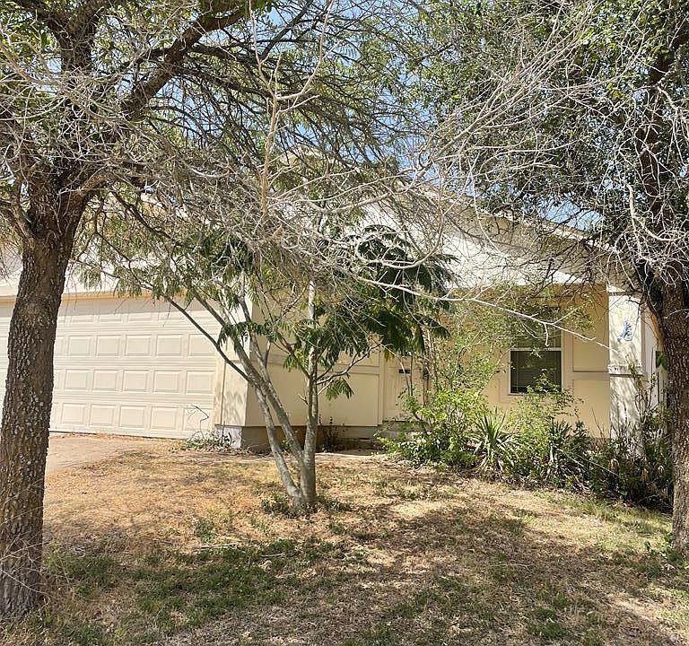 2nd image of 1013 Terrace Dr