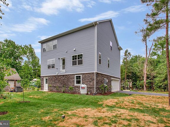 4th image of 721 Nollmeyer Rd
